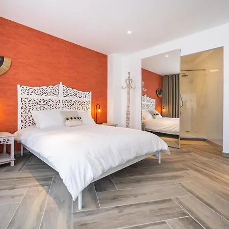 Apartament The Cube - Designer Finished Penthouse By Sf Homes *