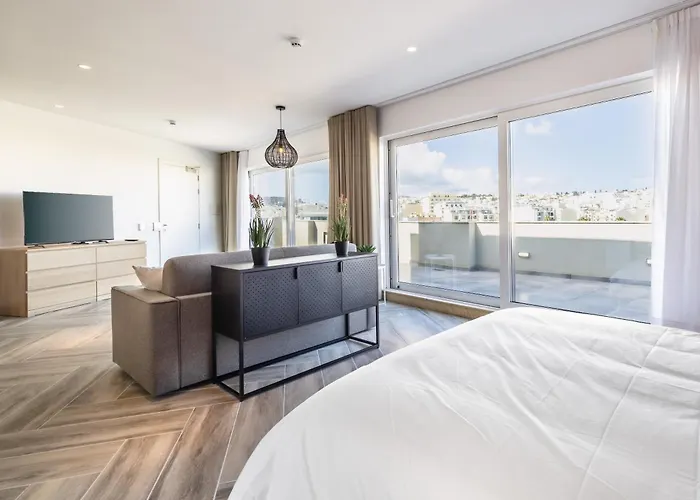 The Cube - Designer Finished Penthouse By Sf Homes