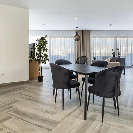 The Cube - Designer Finished Penthouse By Sf Homes * Gzira