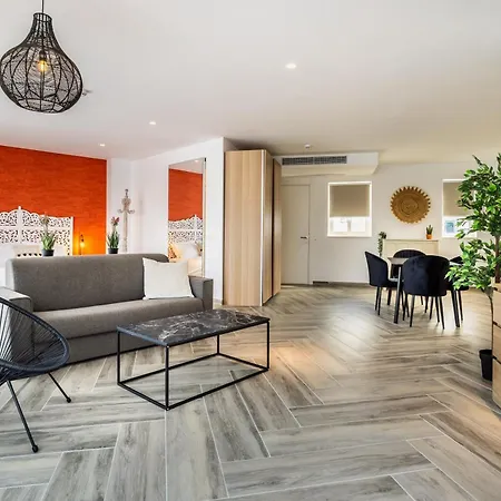 The Cube - Designer Finished Penthouse By Sf Homes * Gzira