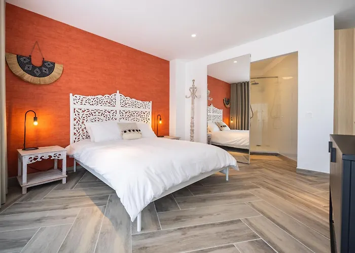 Apartament The Cube - Designer Finished Penthouse By Sf Homes *